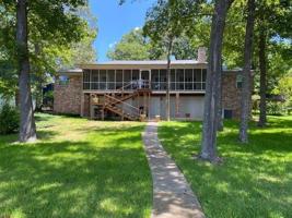 407 Sherwood Drive