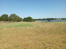 1901 Lakeside Drive