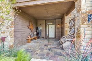 901 Eagle Point