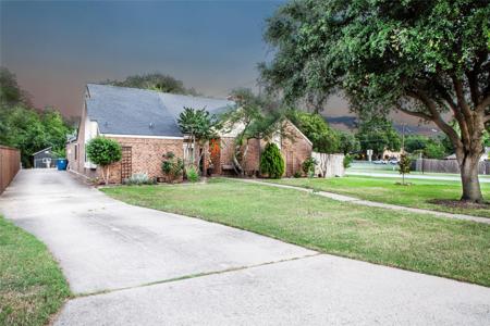 810 Highland Hills Lane