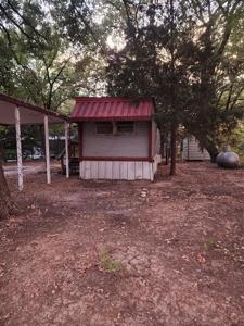 1952 County Road 2105
