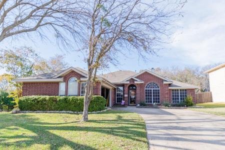 2107 Lacebark Lane