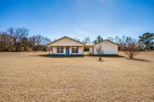 223 Private Road 5611