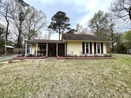2163 Twin Lake Drive