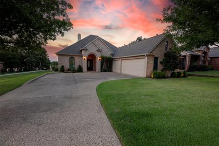 1205 Indian Lake Trail