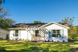 210 Clower Court