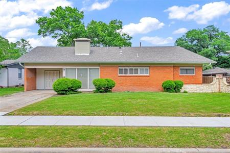 234 Leda Drive