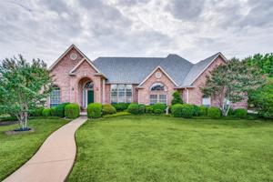 816 Mallard Pointe Drive