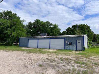 1117 E State Highway 276