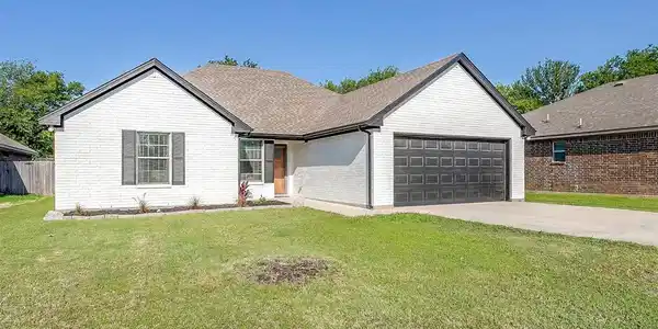 205 Shady Lane