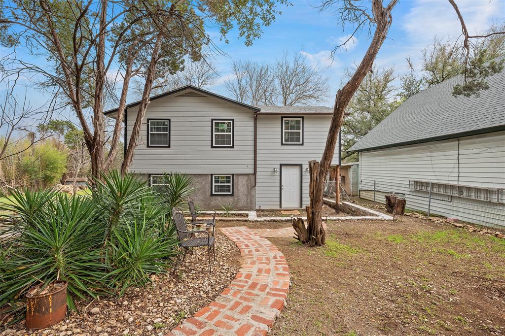 121 Live Oak Spur, Whitney, TX lhrmls02006396