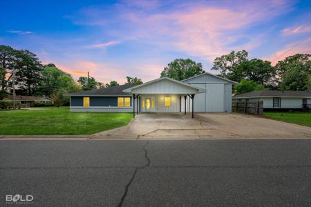 1001 Dale Drive