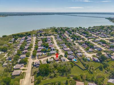8605 Treasure Cove