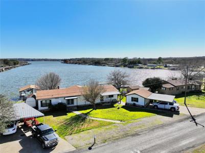 3910 Lands End Court