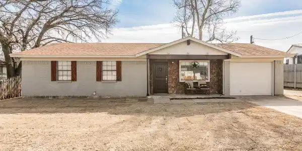 112 Dennis Drive