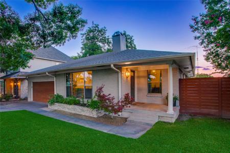 9039 Lanshire Drive