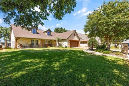 306 Bahama Court