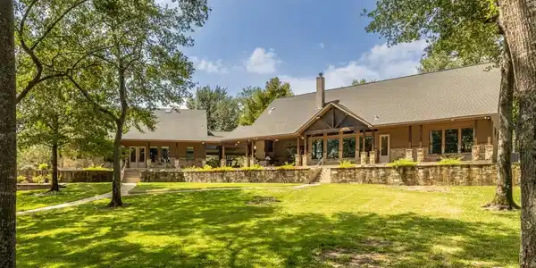 18006 Nelson Loop