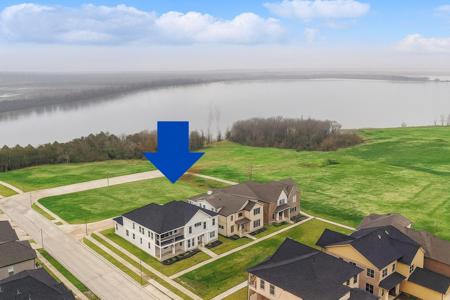 3710 Monks Trail
