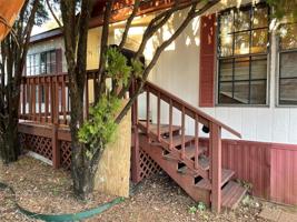 95 Lake Vista Drive