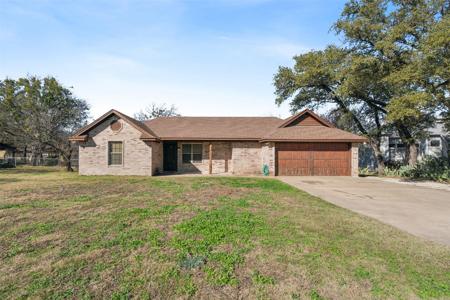 1422 Blackhawk Circle