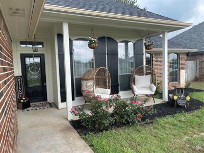 7204 Hackberry Court