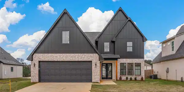 75 Turtle Creek Drive