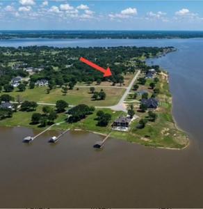 563 Shore Line Drive