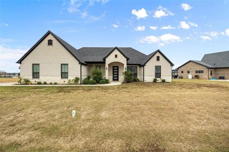 4014 Upper Lake Circle