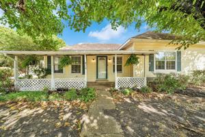 986 Lake Road