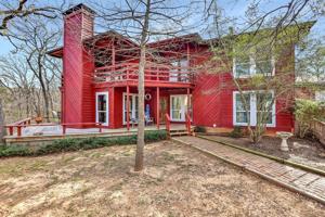 196 Hunt Road
