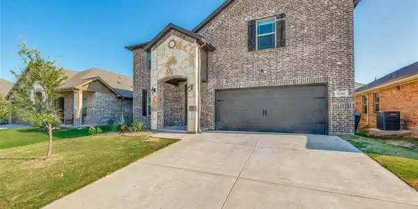 6244 Red Falcon Drive