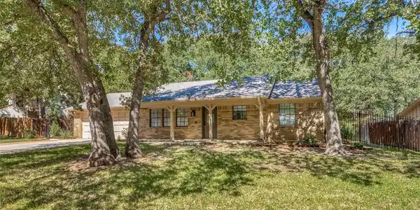 1105 Wood Ridge Drive
