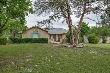 1324 Bluebird Lane