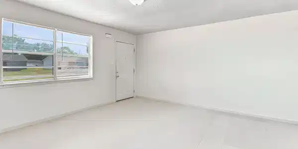Image 4 Image 4