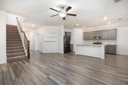 704 Grassland Way