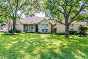 6305 Kenilworth Court