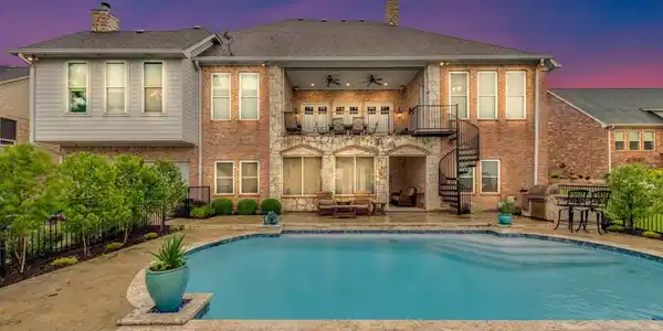 410 Moonlight Drive