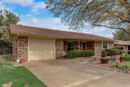 205 S Cherry Lane