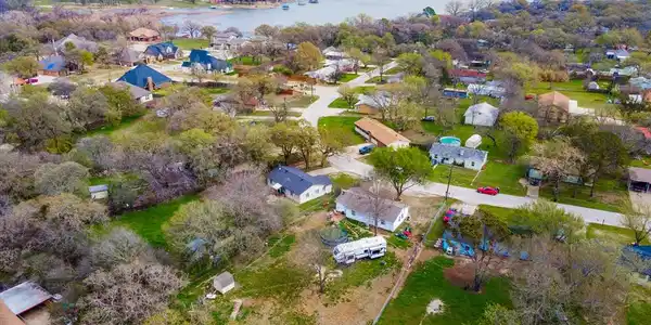368 Shoreline Drive