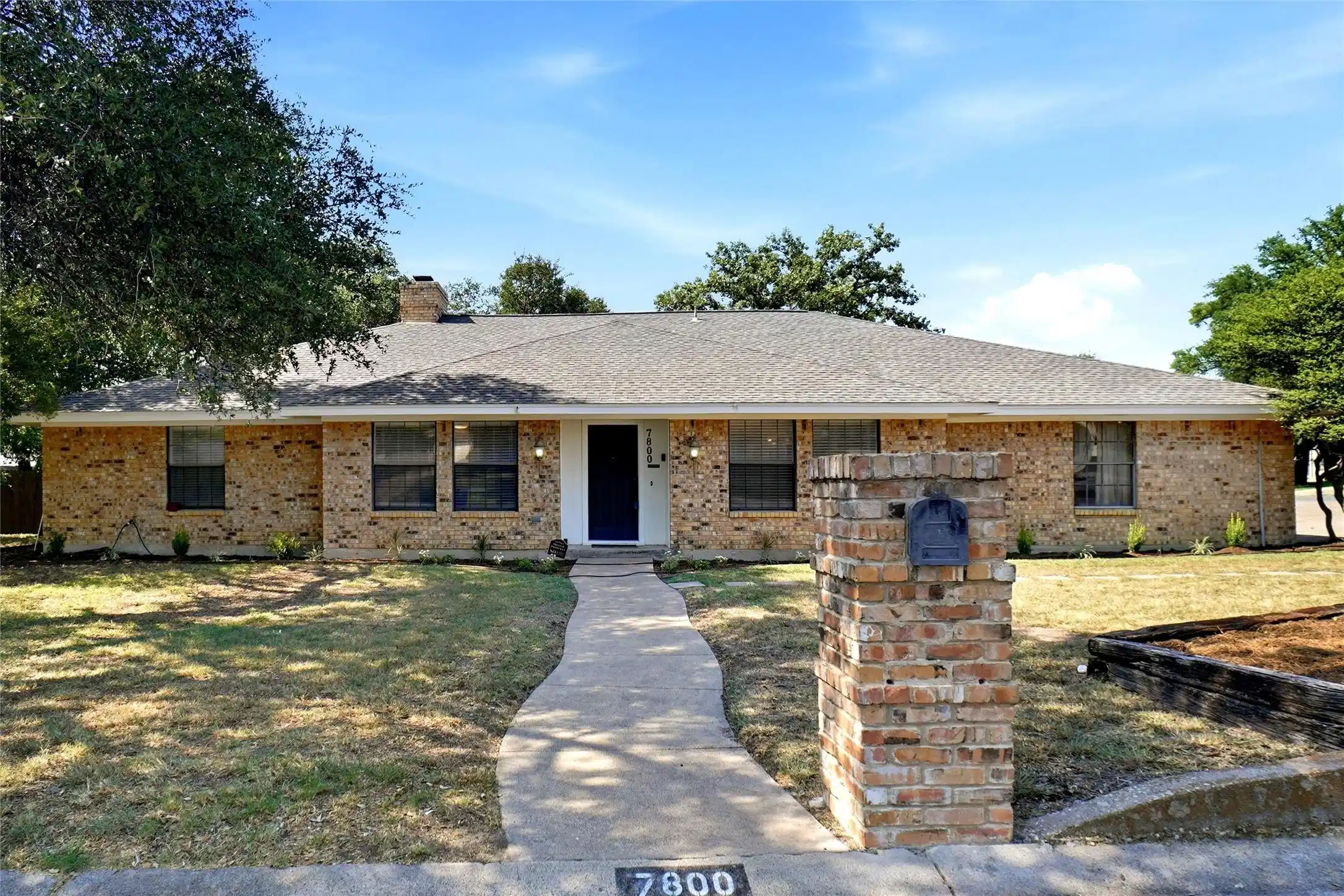 Image 1 Image 1