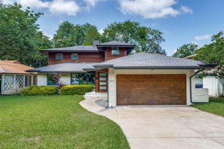 6517 Blue Valley Lane