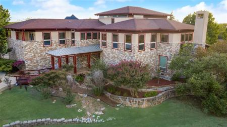 9207 Crystal Cove