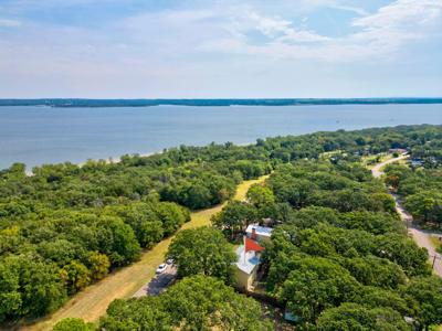 840 LAKE