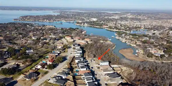 9072 Quarry Hill Court