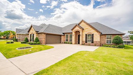 1207 Huntington Cove Court