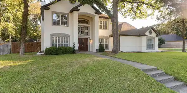 1316 Crows Nest Court