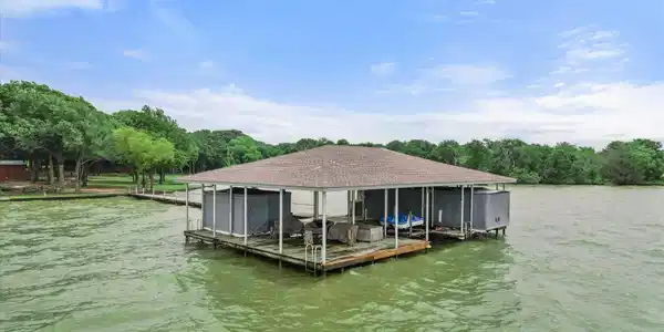 210 Bella Vista Lane