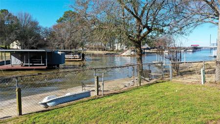 117 Island Park Drive
