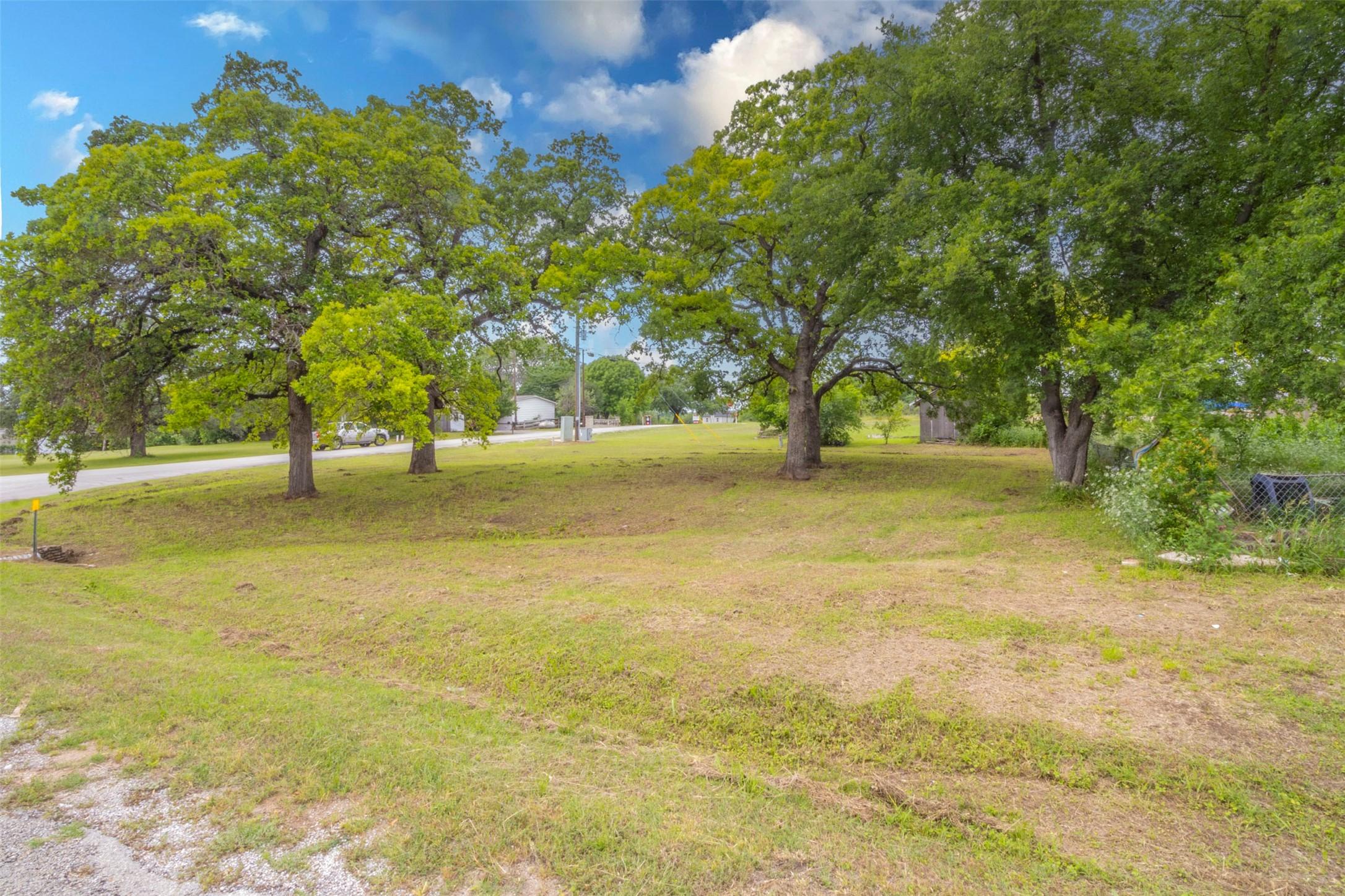 5632 Arrowhead Drive, Granbury, TX - lhrmls-03503604 - LakeHomes.com